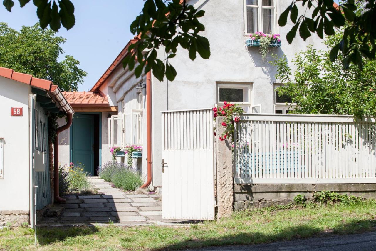 Domecek Na Kvetinovem Statku Villa Zdice Екстериор снимка